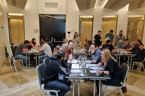 Marketingteam bei der Strategiebesprechung